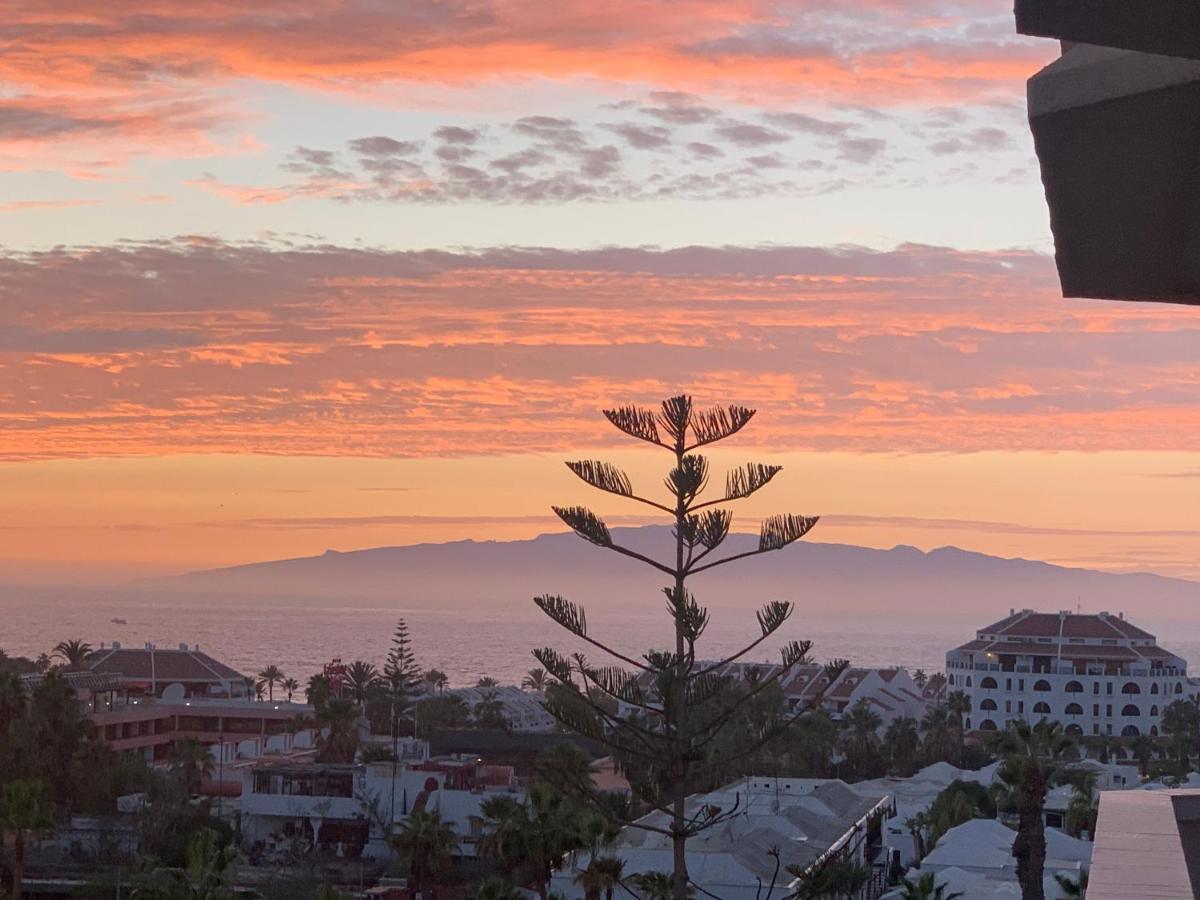 Superb Seaview Apartment In Playa De Las Americas 외부 사진