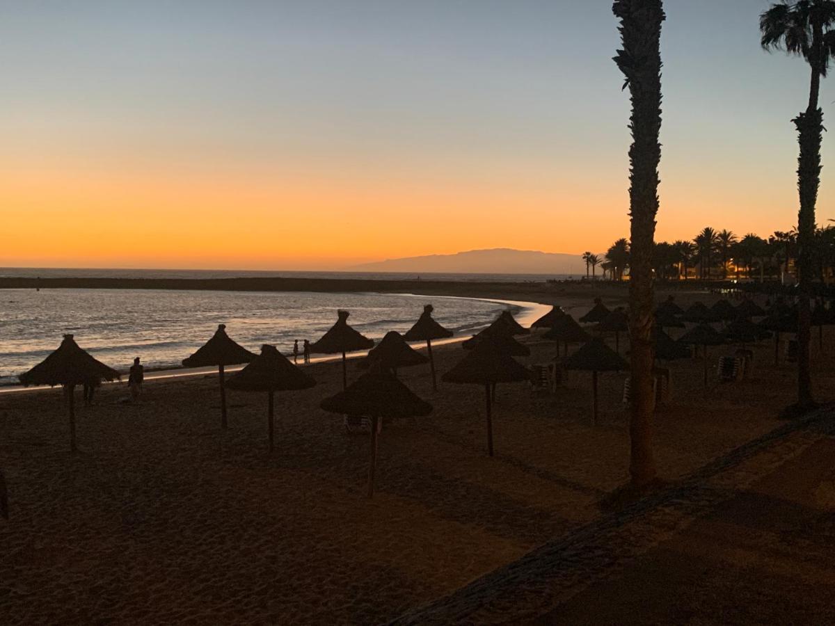 Superb Seaview Apartment In Playa De Las Americas 외부 사진